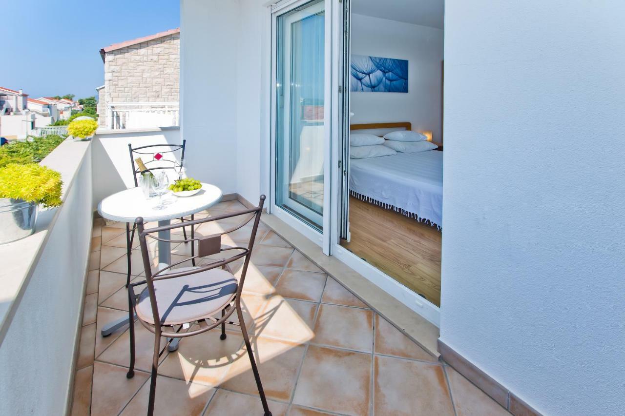 Hvar Apartments 8 Min To The Beach Hvar Town Exterior foto